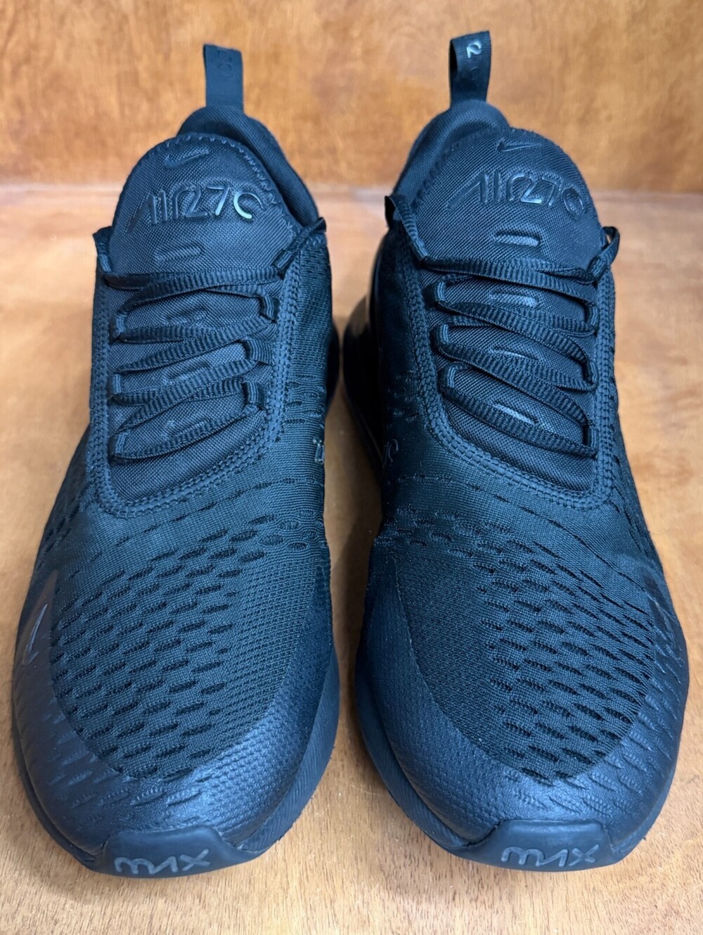 Nike Air Max 270 Shoes Mens Size 11.5 Triple Black Low Top Sneakers AH8050-005